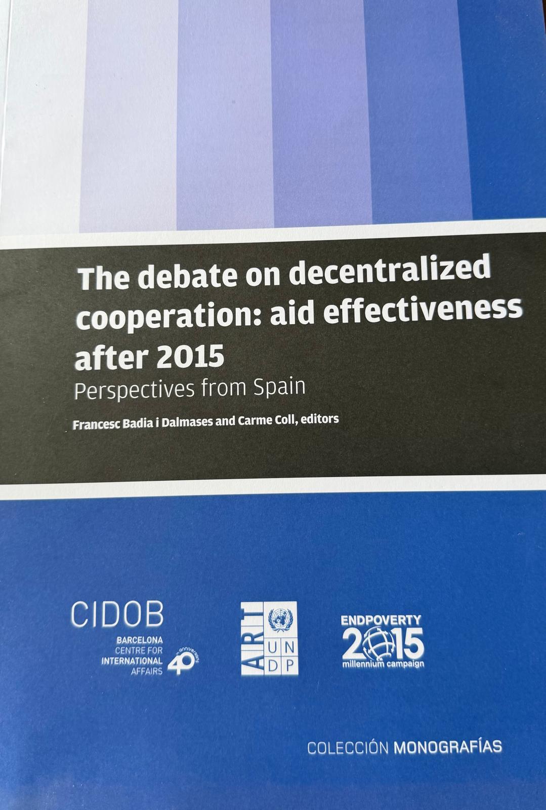 Cover of The debate on decentralized cooperation